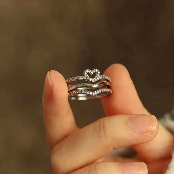 Shining Love Wish Bone Stacking Sormukset