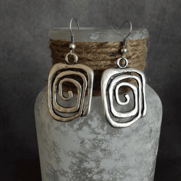 Vintage Spiral Hopea Korvakorut