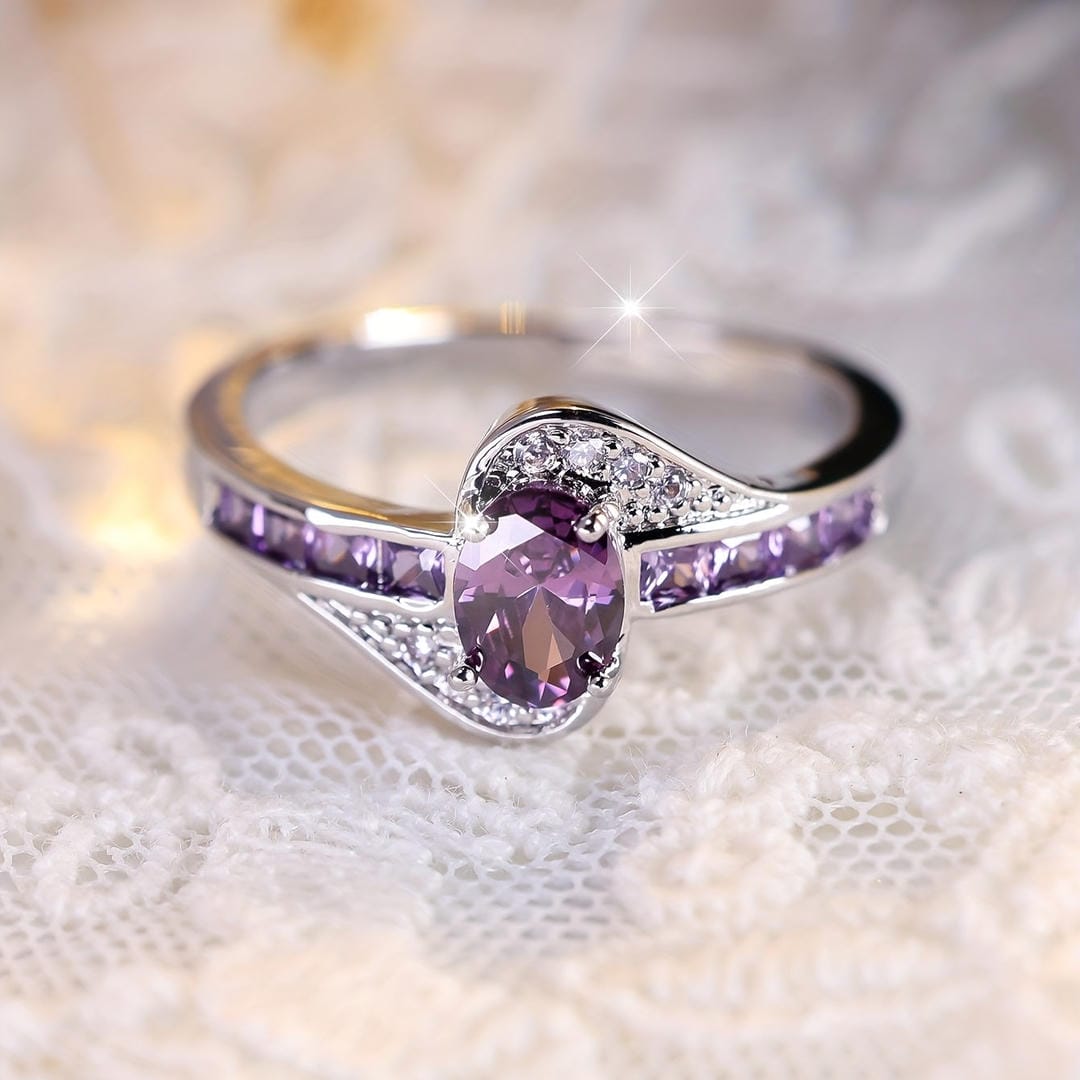 Violet Whisper Kristalli Kierre Sormus
