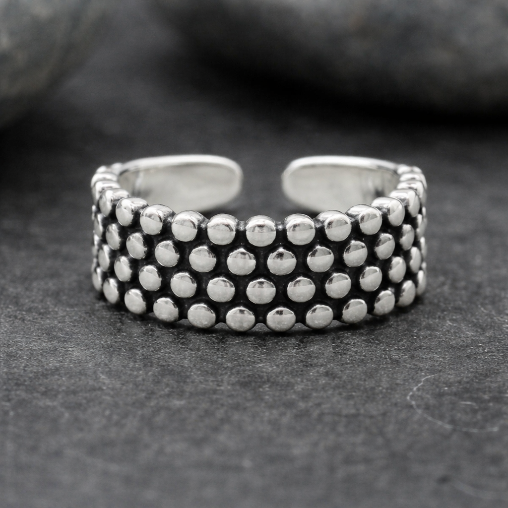 Sterling Hopea Vintage Polka Dot Sormus