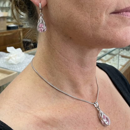 Rosalith Lumen Twist Korusetti | Valkokulta
