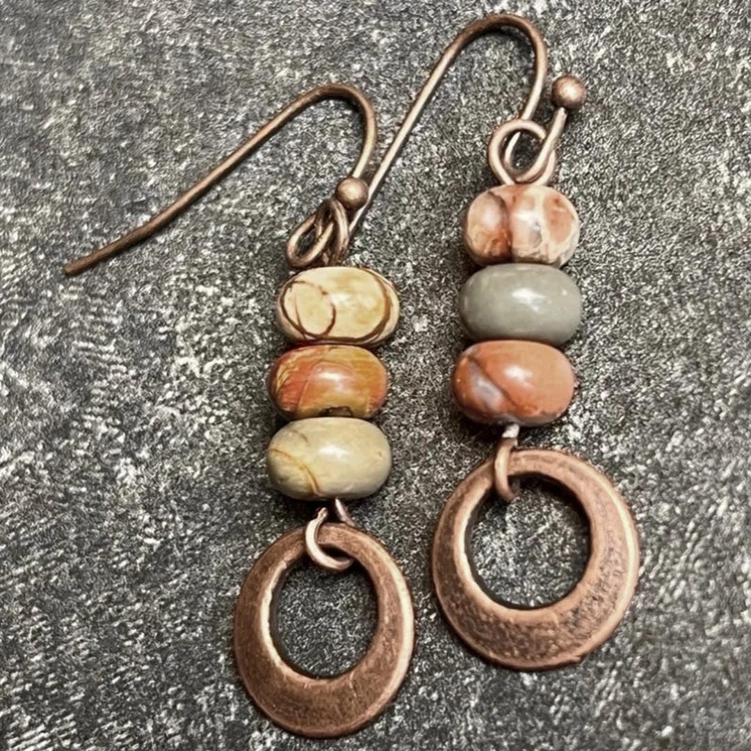 Rustic Kivi Bead Rengaskorvakorut