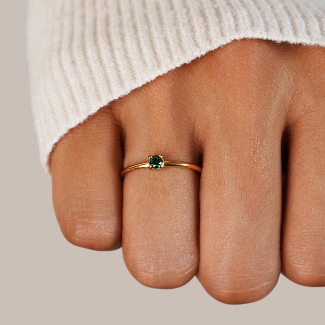 Ainutlaatuinen Birthstone Sormukset