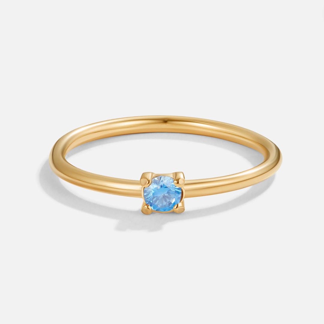 Ainutlaatuinen Birthstone Sormukset
