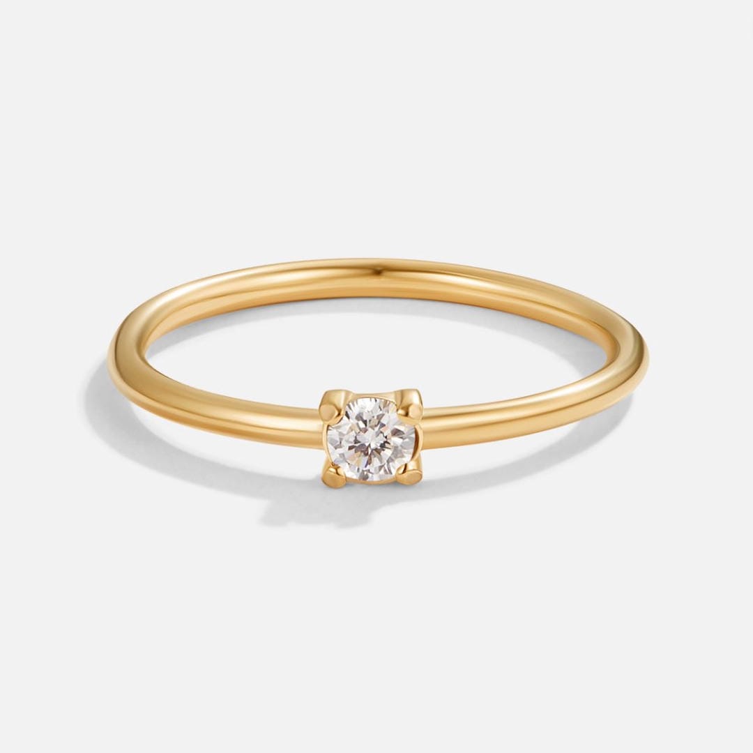 Ainutlaatuinen Birthstone Sormukset