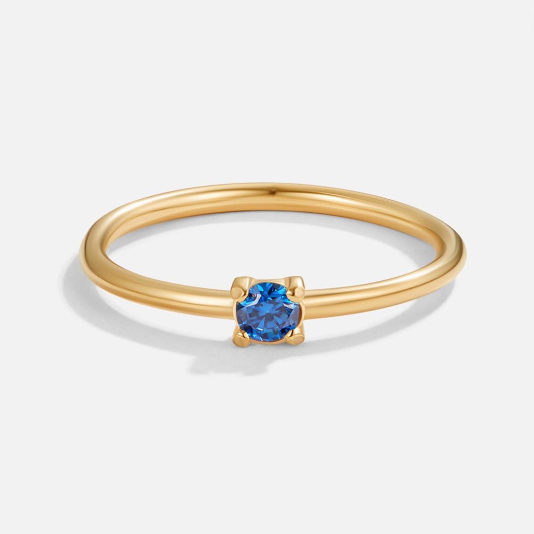 Ainutlaatuinen Birthstone Sormukset